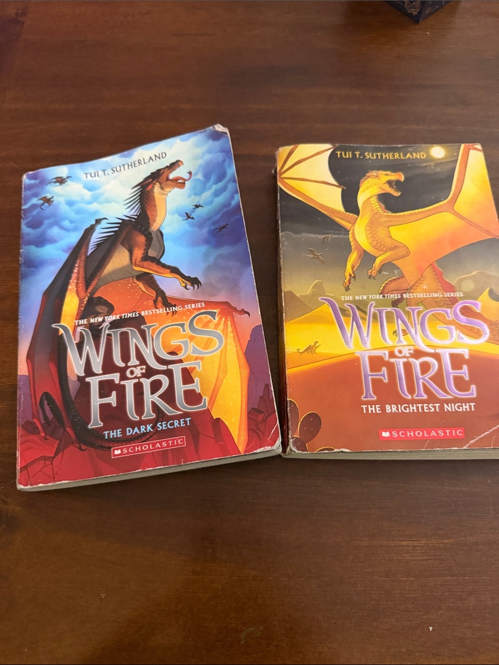 Scholastic Wings of Fire Set - Blue and Orange Covers